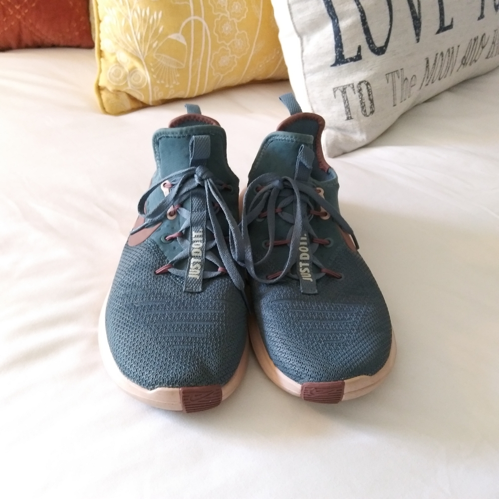 Nike free - Picture 5 of 6